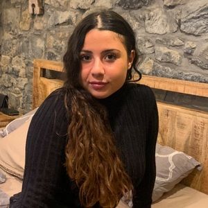 Meet your Posher, Amiel